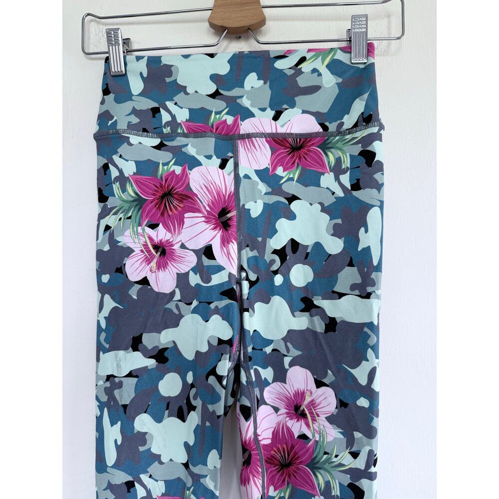 SPIRITUAL GANGSTER vibrant floral hibiscus pink green athletic tight leggings - Picture 2 of 6